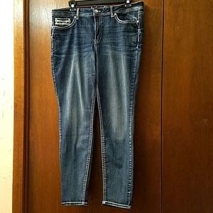 Antique Rivet Skinny Leg Jean 38